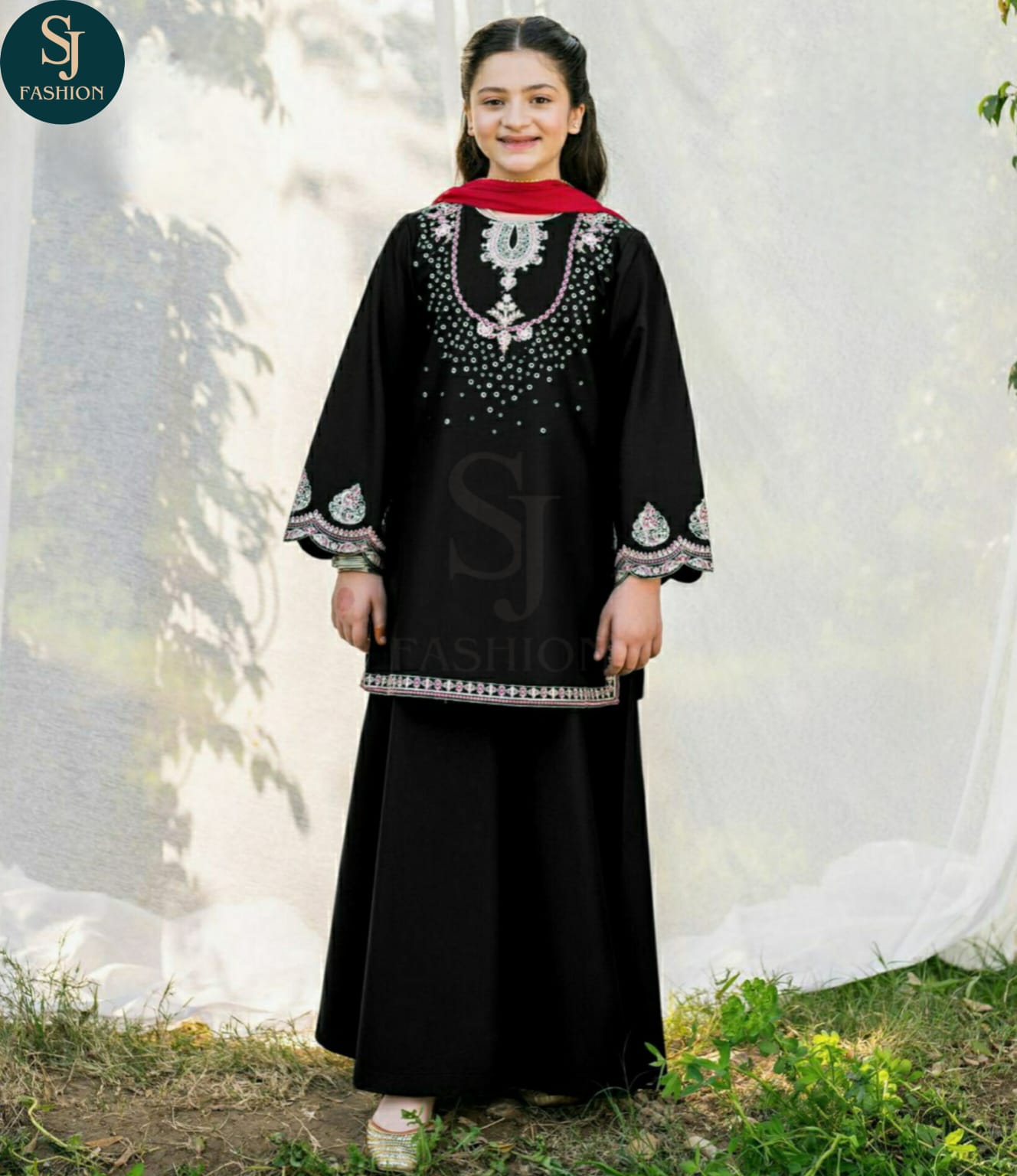 2PCS  EMBROIDERED  COTTON SUIT